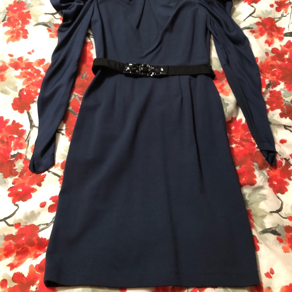 Gorgeous BCBG Navy mid knee fitted dress